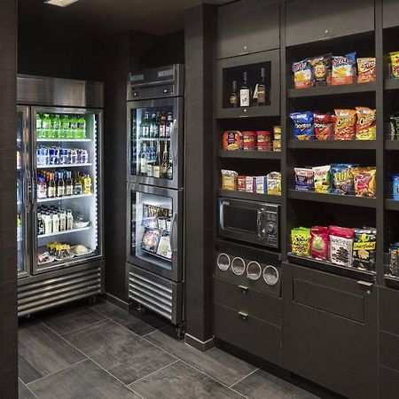 Courtyard By Marriott Seattle Northgate Hotell Eksteriør bilde