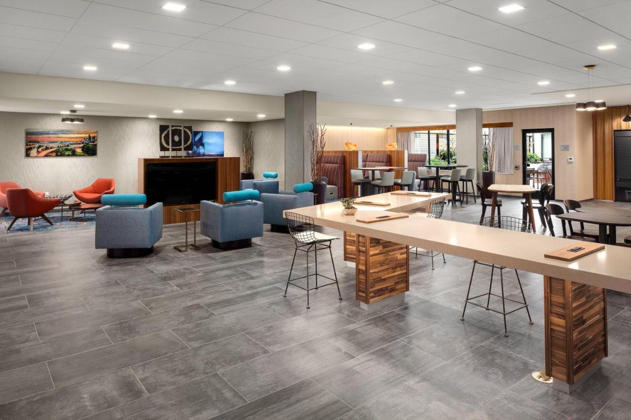 Courtyard By Marriott Seattle Northgate Hotell Eksteriør bilde