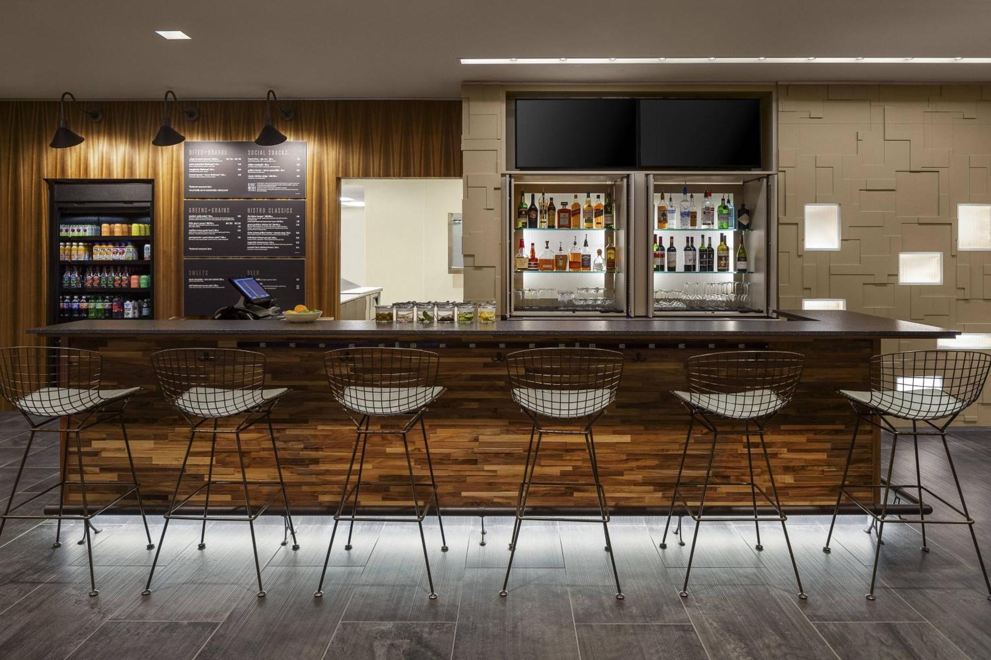 Courtyard By Marriott Seattle Northgate Hotell Eksteriør bilde