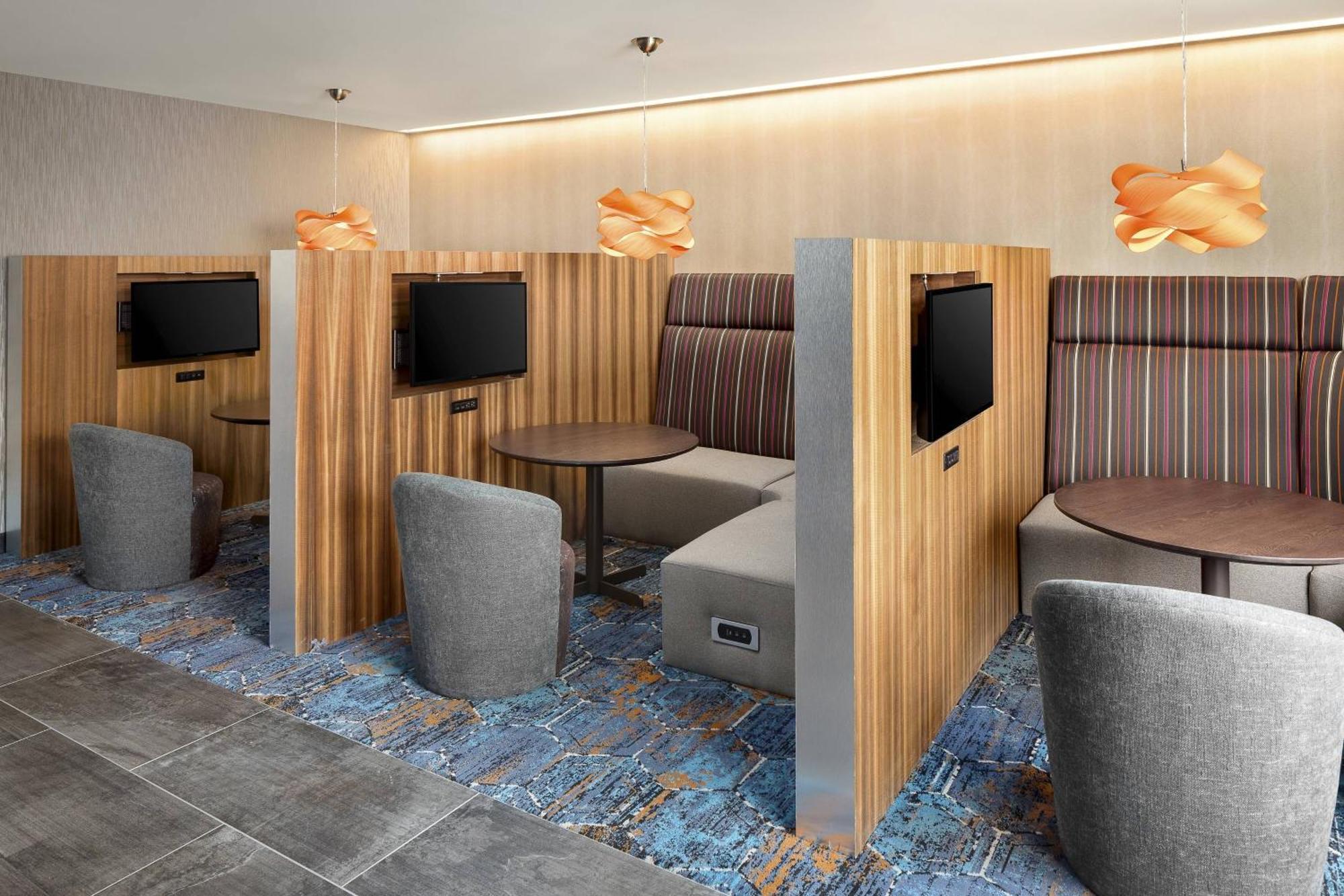 Courtyard By Marriott Seattle Northgate Hotell Eksteriør bilde