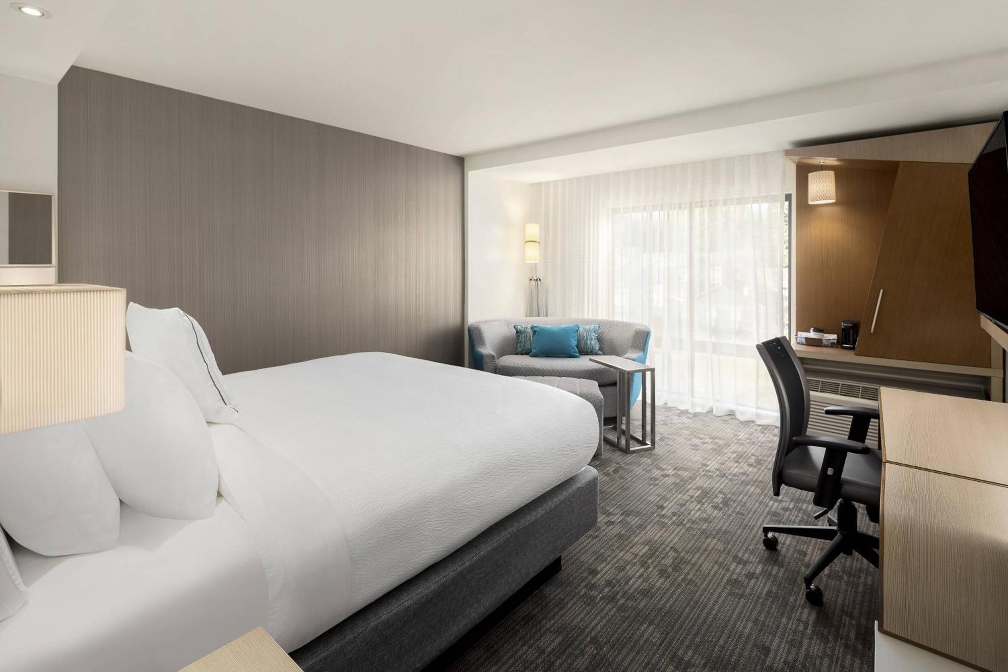 Courtyard By Marriott Seattle Northgate Hotell Eksteriør bilde